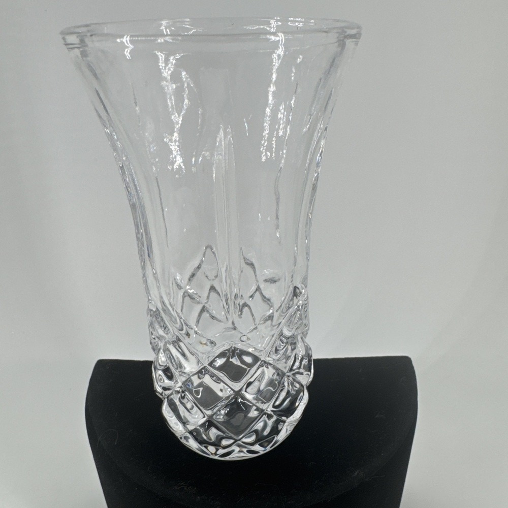 Flower Vase 5" Tall‎ Glass Diamond Cut Heavy Table Decor Brilliant Stunning